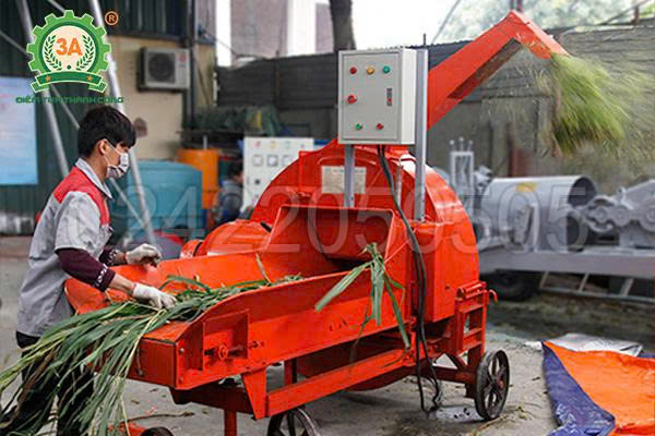 máy nghiền rơm